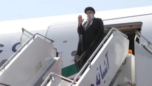 طهران: الرئيس الايراني يبدأ زيارة للدوحة رفقة وزيري الخارجية والنفط