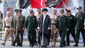 واشنطن: الولايات المتحدة تبحث شطب الحرس الثوري الإيراني من قائمة الإرهاب