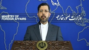 طهران: ايران تقول انها تدعم خيارات الشعب اليمني بتقرير مصيره في الداخل