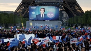 باريس: فتح مراكز الاقتراع للدورة الأولى للانتخابات التشريعية في فرنسا