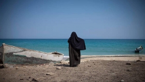 اليمن: امرأة تنصب على أهالي عدن بأكثر من مليون دولار