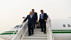 اليمن: الرئيس الانتقالي يعود إلى عدن بعد زيارة شملت 5 دول عربية