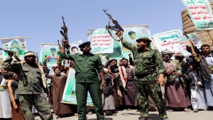 طهران: إيران ترفض تقارير عن تهريب أسلحة إلى اليمن