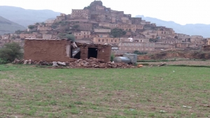 اليمن: تهدم 5 منازل في قرية حدة غليس والسيول الفائضة تطمر مساحات واسعة من الأراضي الزراعية بإب