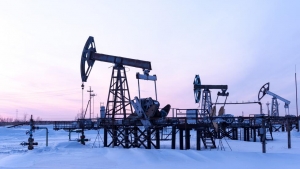اقتصاد: أسعار النفط ترفع مكاسبها.. وبرنت يتجاوز 100 دولار للبرميل