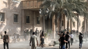 بغداد: عشرات القتلى ومئات الإصابات باشتباكات مستمرة في العراق