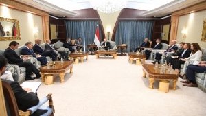 الرياض: الرئيس العليمي يجتمع بسفراء الاتحاد الاوروبي للبحث في فرص احلال السلام