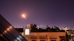 سوريا: مقتل 5 عسكريين بقصف إسرائيلي لمطار دمشق