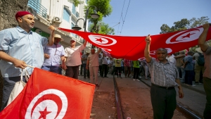 تونس: ناشطون يعتبرون قرارسعيد تكميما للأفواه