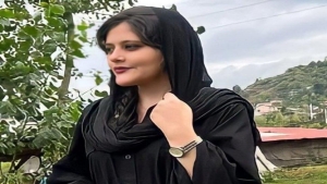 طهران: تفريق تظاهرة جديدة في إيران بعد وفاة فتاة أثناء احتجازها لدى "شرطة الأخلاق"