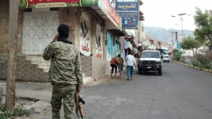 اليمن: 8 قتلى وجرحى في اشتباكات مسلحة بحي الثورة في تعز