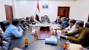 اليمن: رئيس الحكومة يتسلم دراسة اولية للمخطط الهيكلي لمدينة المخا المرفئية على البحر الاحمر