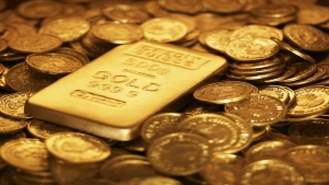 اقتصاد: الذهب يتحول للارتفاع في ظل تعاملات متقلبة