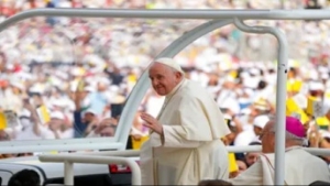 المنامة: نحو 30 ألف آسيوي يشاركون البابا فرانسيس قداسه في البحرين