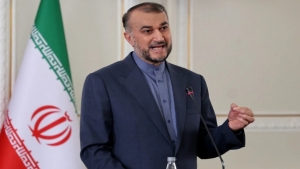 طهران: وزير الخارجية الإيراني يقول إن بلاده تؤيد تمديد وقف إطلاق النار في اليمن