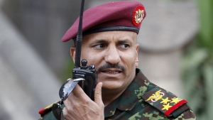 اليمن: محكمة عسكرية تابعة للحوثيين تقضي باعدام 11 ضابطا من حلفاء الحكومة بينهم عضو المجلس الرئاسي طارق صالح