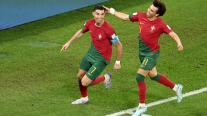 مونديال 2022: النجم البرتغالي كريستيانو رونالدو يدخل التاريخ كأول لاعب يسجل في خمس نهائيات