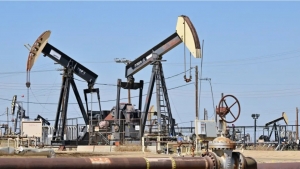 اقتصاد: النفط يرتفع ويتجه صوب ختام الأسبوع مرتفعاً برغم المخاوف الاقتصادية