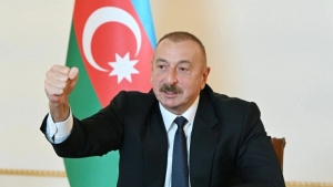 باكو: أذربيجان تعتبر الهجوم على سفارتها في إيران "عملا إرهابيا" وتعلن إجلاء الموظفين
