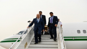 اليمن: الرئيس العليمي يعود إلى عدن بعد زيارة طويلة للسعودية