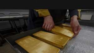 اقتصاد: الذهب يرتفع عند التسوية لثالث جلسة على التوالي
