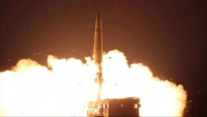 بيونغاينغ: كوريا الشمالية تطلق صاروخا بالستيا هو الثالث خلال يومين