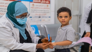 القاهرة: لجنة دولية تكشف عن إصابة 197 طفل يمني بالشلل في مناطق سيطرة جماعة الحوثيين