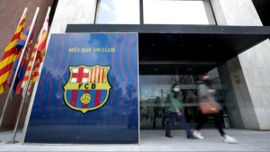 مدريد: اتهام نادي برشلونة الإسباني بالفساد في قضية دفع أموال لمسؤولي التحكيم