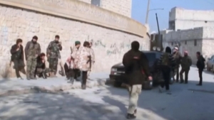 دمشق: جهاديو تنظيم "الدولة الإسلامية" يقتلون ثلاثة مدنيين ذبحا ويخطفون 26 آخرين في شمال سوريا