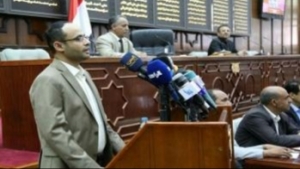 اليمن: جماعة الحوثيين تمرر قانون منع التعاملات الربوية رغم التحذيرات من خطورة تقويض الثقة بالنظام المصرفي