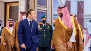 باريس: ماكرون وبن سلمان يبحثان تعزيز تعاونهما في مجالي الدفاع والطاقة ويجددان التزامهما بمساعدة لبنان