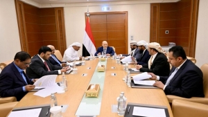 اليمن: مصادر سياسية تكشف عن تعليق البحسني لمشاركته في اجتماعات المجلس الرئاسي بدعوى تجاهل حضرموت