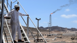 اقتصاد: صراع محتدم على النفط في اليمن.. والصين تطرق الباب بقوة