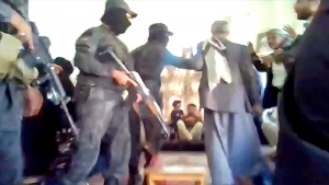 باريس: فرنسا تطالب جماعة الحوثي بالافراج الفوري عن 17 شخصا من اتباع الاقلية البهائية