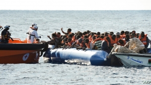 روما: حوالي 40 مفقودا في غرق قارب مهاجرين قرب جزيرة إيطالية