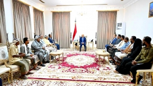 اليمن: الرئيس العليمي يؤكد على دور المكونات السياسية في معركة استعادة الدولة وتعزيز قيم التعايش