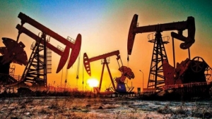 اقتصاد: النفط يصعد بسبب مخاوف من وضع روسيا.. وأرامكو تؤكد بقاء قوة السوق لباقي 2023
