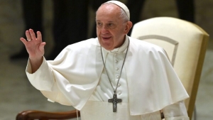 أبوظبي: بابا الفاتيكان يقول إن السماح بحرق المصحف مرفوض ومدان