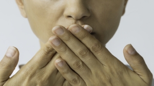 صحة: علامات تحذير لأمراض الكبد تظهر في الفم