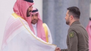 الرياض: السعودية الماضية في "استراتيجية التوازن" تستضيف محادثات سلام بشأن أوكرانيا