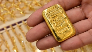 اقتصاد: قوة الدولار تهوي بالذهب لأدنى مستوى في أكثر من شهر