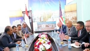 اليمن: محافظ حضرموت يعقد مباحثات مع السفير الامريكي غداة وصوله الى سيئون