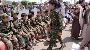 اليمن: تقرير حقوقي يوثق تجنيد أطراف النزاع 2233 طفل خلال عام ونصف من الحرب 99% منهم لدى جماعة الحوثيين