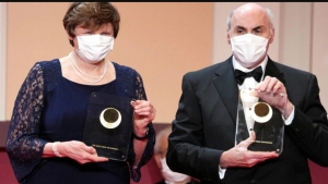 ستوكهولم: جائزة نوبل للطب لعام 2023 للمجرية كاتالين كاريكو والأمريكي درو وايزمان