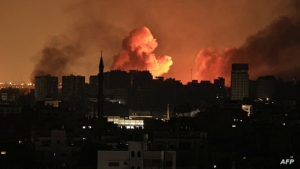 طوفان الأقصى: اتهامات "باستخدام الفسفور الأبيض" في غزة ولبنان.. والجيش الإسرائيلي يرد