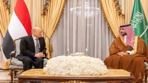 الرياض: الرئيس العليمي واعضاء المجلس الرئاسي يلتقون وزير الدفاع السعودي في سياق ترتيبات لإنعاش عملية السلام