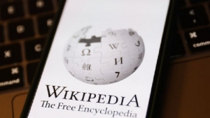 تكنولوجيا: ماسك يعرض مليار دولار لـ"ويكيبيديا" مقابل تغيير اسمها لمدة عام