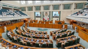 الكويت: بوادر أزمة سياسية جديدة عقب مطالبات نيابية باستقالة رئيس الحكومة