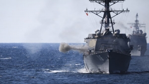 واشنطن: البحرية الأمريكية تسقط طائرة مسيرة انطلقت من اليمن