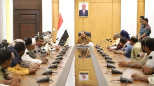 اليمن: محافظ حضرموت يقول ان قرار إيقاف التوريد للبنك المركزي ليس تمردا بل دفاعا عن حقوق المحافظة